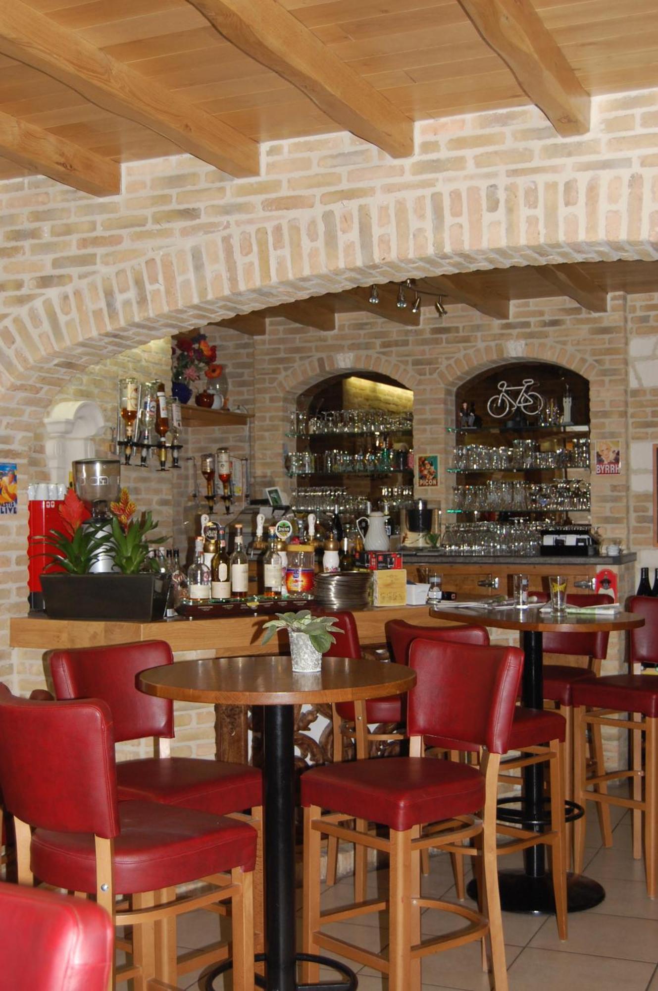 Hotel - Restaurant Au Tonnelier Bergues Exterior foto