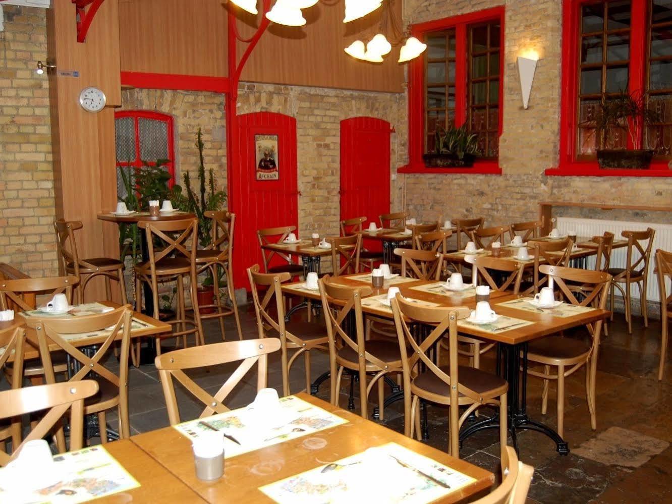Hotel - Restaurant Au Tonnelier Bergues Exterior foto